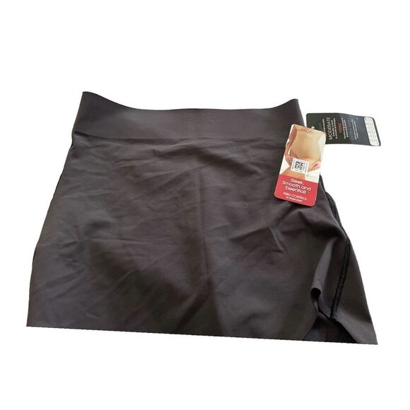 TC® Sleek Essentials High-Waist Shaping Brief 4735 - Picture 4 of 6